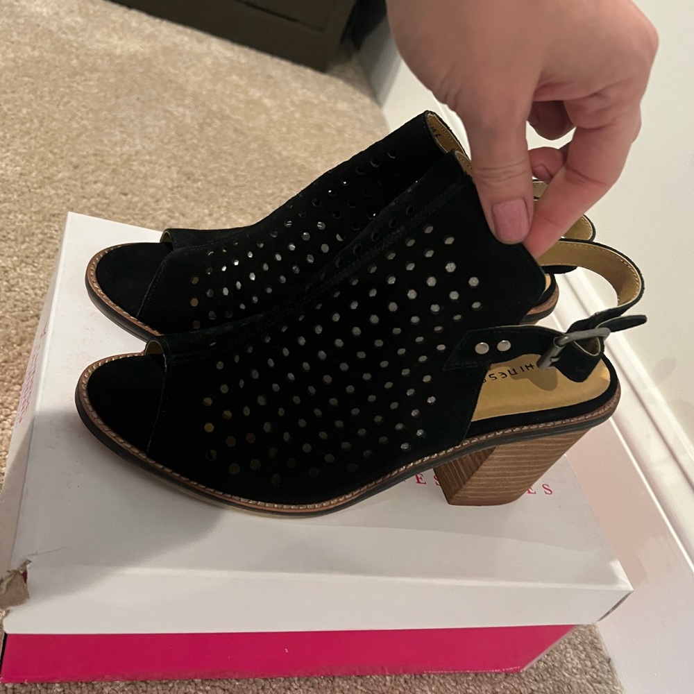 Women’s heels - Picture 3 of 5